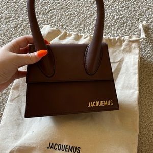 Jacquemus le chiquito moyen